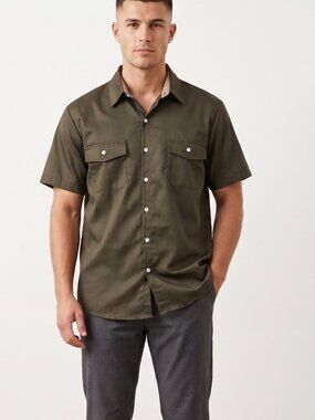 NWT | Olive Green Short Sleeve Dual Pocket Utility Button Up Shirt | Large